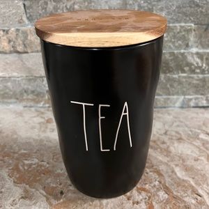Rae Dunn Tea canister with lid